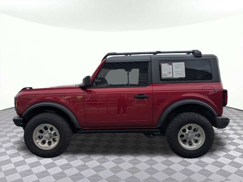 Used 2025 Ford Bronco Badlands image 6