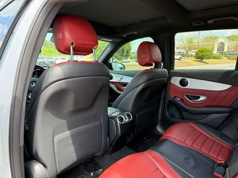 Used 2021 Mercedes-Benz GLC 43 AMG 4MATIC image 28