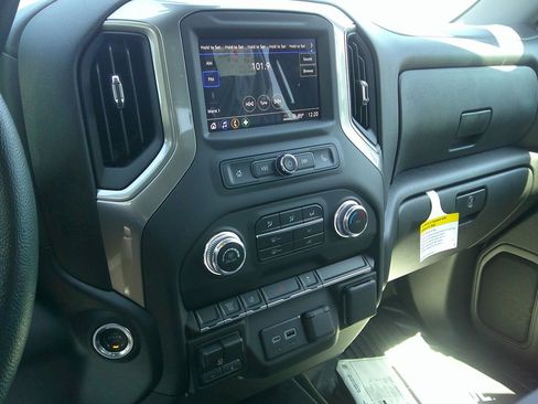 New 2025 GMC Sierra 3500 Pro w/ Convenience Package image 10