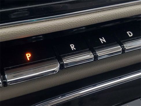 Used 2022 Lincoln Navigator Reserve image 27