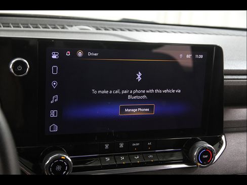 Used 2024 Chevrolet Colorado Trail Boss w/ Technology Package AWD/4WD image 10