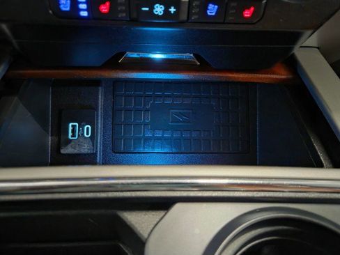 Used 2020 Ford F250 King Ranch w/ King Ranch Ultimate Package AWD/4WD image 55