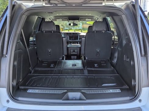 Used 2022 GMC Yukon Denali image 31