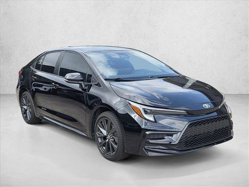 Used 2026 Toyota Corolla SE w/ SE Package FWD image 3