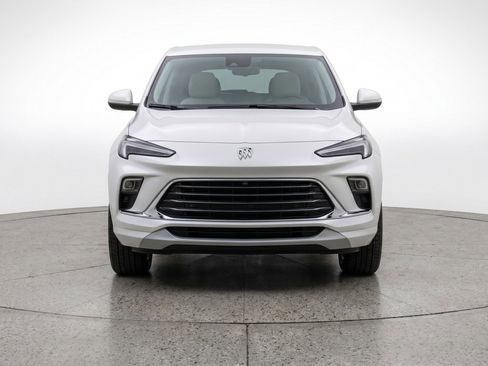 Used 2025 Buick Encore GX Preferred FWD image 2