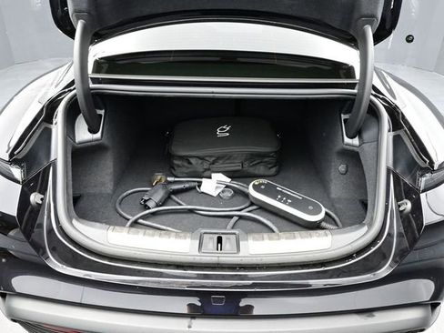 Certified 2025 Porsche Taycan AWD/4WD image 15