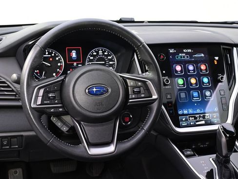 Used 2022 Subaru Outback Premium image 9