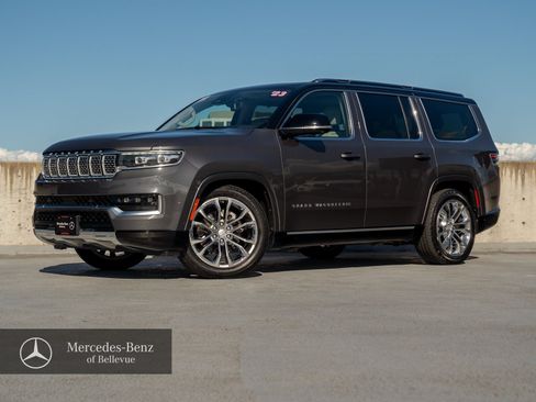 Used 2023 Jeep Grand Wagoneer Series II AWD/4WD image 1