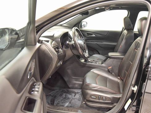 Used 2022 Chevrolet Equinox RS w/ RS Leather Package image 10