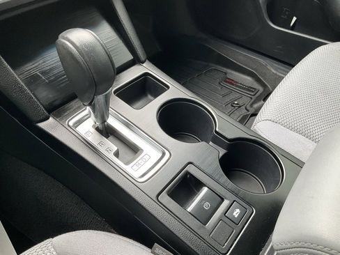 Used 2019 Subaru Legacy 2.5i Premium image 10