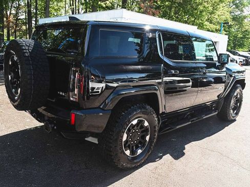Used 2025 GMC Hummer EV 2X w/ Extreme Off-Road Package image 6