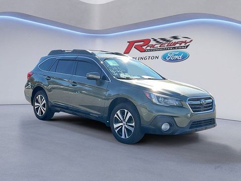 Used 2018 Subaru Outback 2.5i Limited image 7