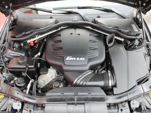 Used 2012 BMW M3 Convertible w/ Premium Pkg image 25