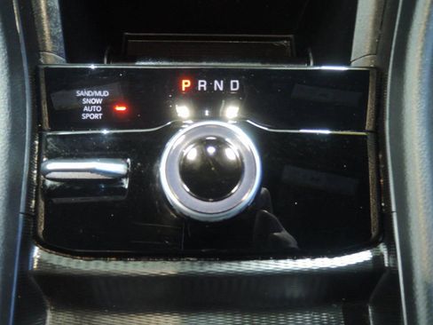 Used 2024 Jeep Grand Cherokee L Limited AWD/4WD image 20