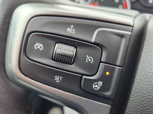 Used 2022 Chevrolet Silverado 2500 LT w/ Convenience Package image 39