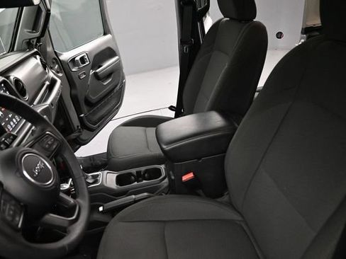 Used 2023 Jeep Wrangler Unlimited w/ Sun & Screen Package AWD/4WD image 14