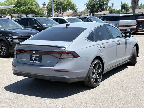 Used 2024 Honda Accord Sport image 5
