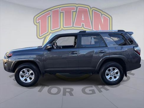 Certified 2023 Toyota 4Runner SR5 Premium image 2