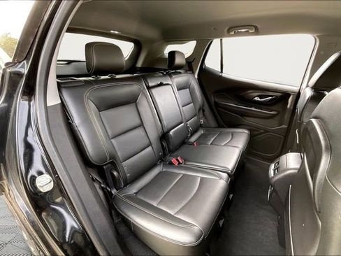Used 2019 GMC Terrain SLT w/ Preferred Package image 17