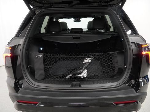 Certified 2025 Chevrolet Equinox RS w/ Safety and Technology Package FWD image 28