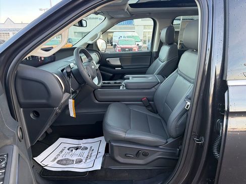 New 2026 Ford Expedition Max Active AWD/4WD image 9