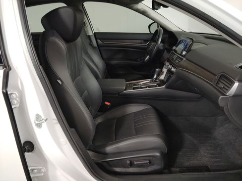 Certified 2021 Honda Accord EX-L image 31