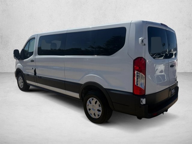 Used 2022 Ford Transit 350 XLT RWD image 6
