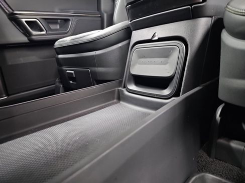 Used 2022 Rivian R1T Adventure image 31