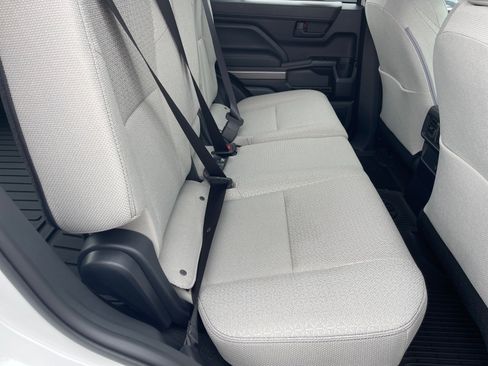 New 2026 Toyota 4Runner SR5 AWD/4WD image 15