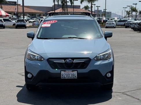 Used 2021 Subaru Crosstrek 2.0i Premium w/ Moonroof Package AWD/4WD image 2