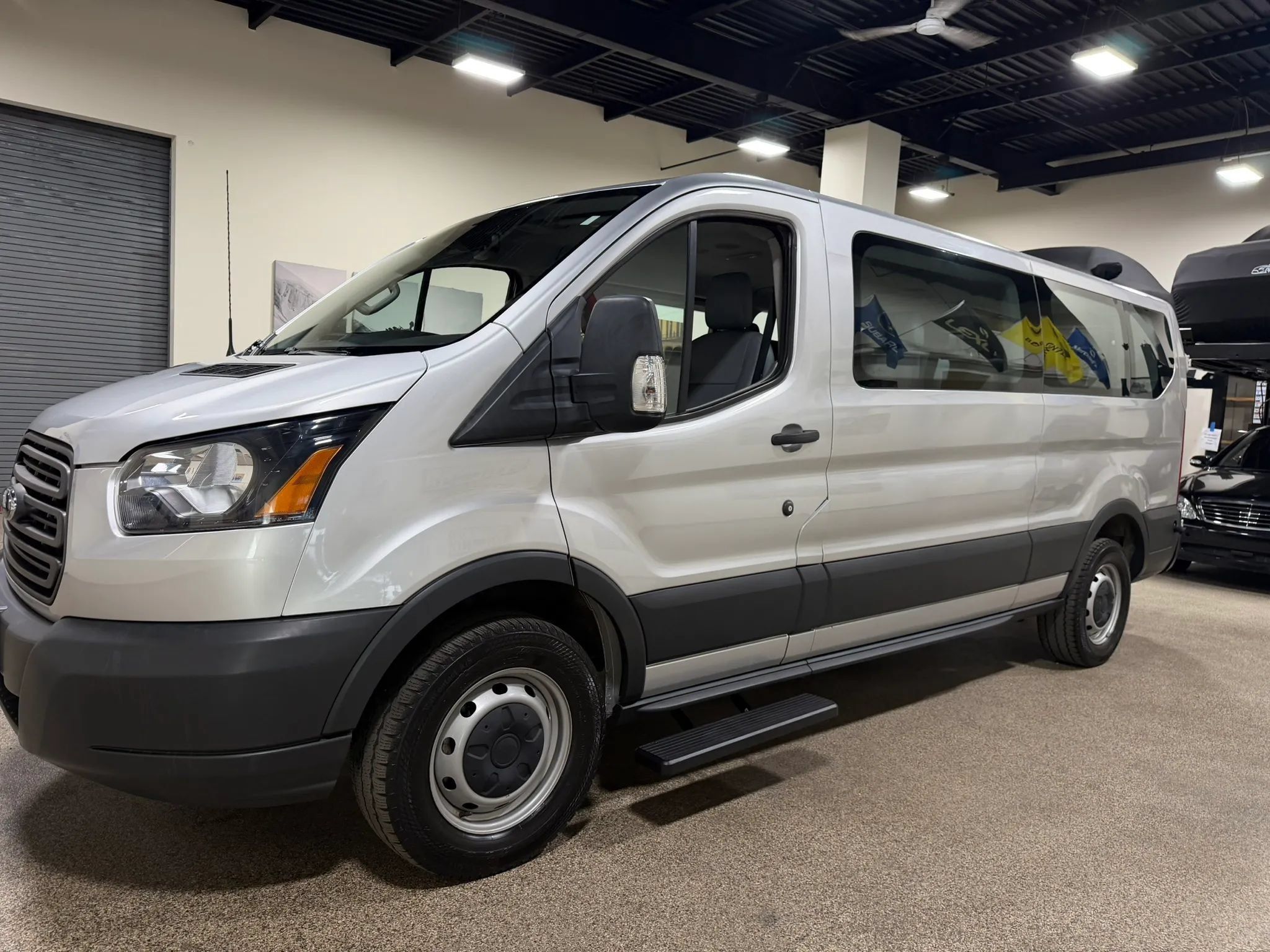 Used 2018 Ford Transit 350 XL RWD image 10
