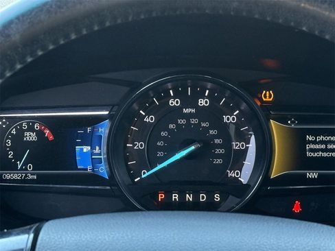 Used 2016 Ford Explorer XLT w/ Equipment Group 201A image 14