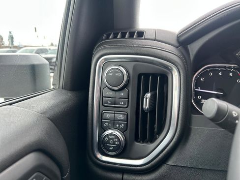 Used 2022 GMC Sierra 2500 SLT w/ SLT Convenience Package AWD/4WD image 7