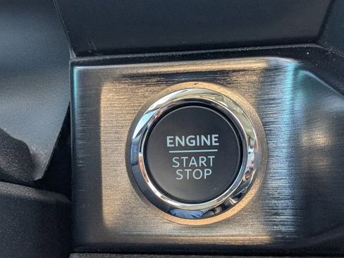 Certified 2023 Ford F450 Lariat image 26