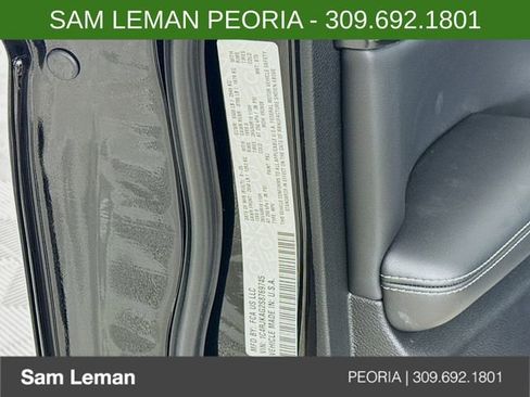 New 2025 Jeep Grand Cherokee L Altitude image 32