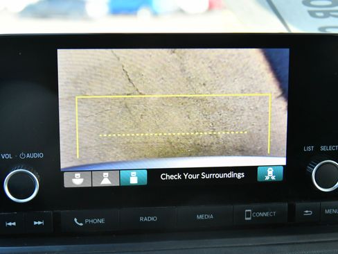 Used 2023 Honda Accord EX image 22