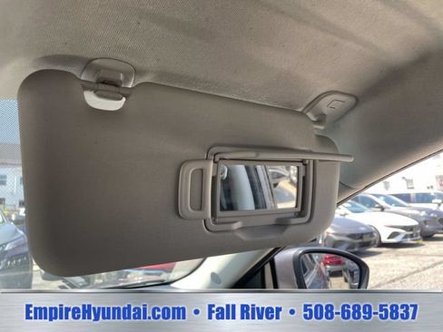 Used 2024 Nissan Sentra SV FWD image 25