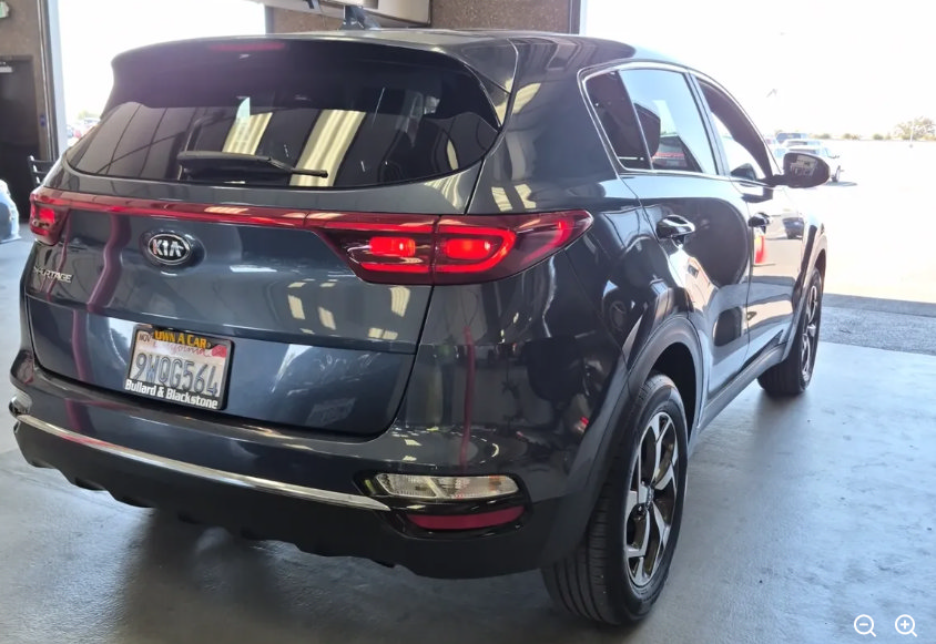 Used 2021 Kia Sportage LX AWD/4WD image 4