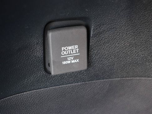 Used 2022 Honda Pilot Sport image 60