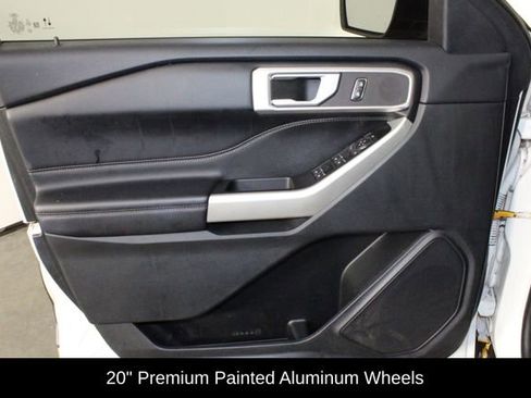 Used 2021 Ford Explorer XLT w/ Equipment Group 202A image 18