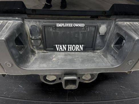 Used 2023 Ford F250 Lariat w/ Black Appearance Package image 39