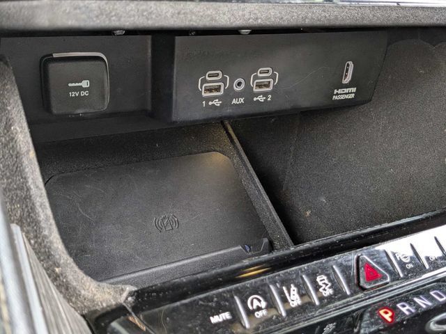 Used 2023 Jeep Wagoneer L Series III w/ Premium Group I AWD/4WD image 26