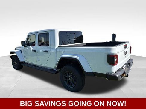 New 2026 Jeep Gladiator Sport AWD/4WD image 7