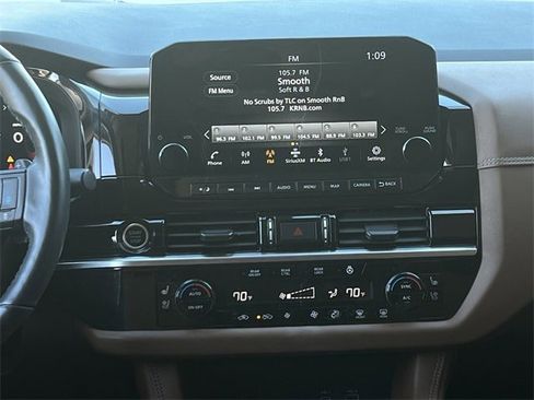 Used 2023 Nissan Pathfinder Platinum w/ Cargo Package image 17