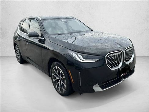 Used 2026 BMW X3 xDrive30i w/ Convenience Package AWD/4WD image 3