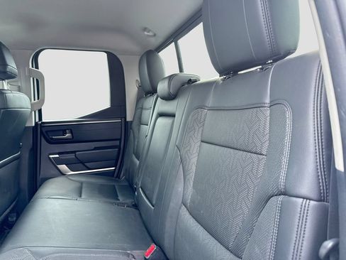 Used 2022 Toyota Tundra SR5 w/ SR5 Premium Package AWD/4WD image 23