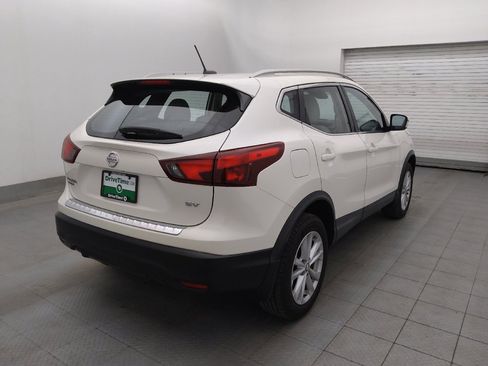 Used 2019 Nissan Rogue Sport SV FWD image 9