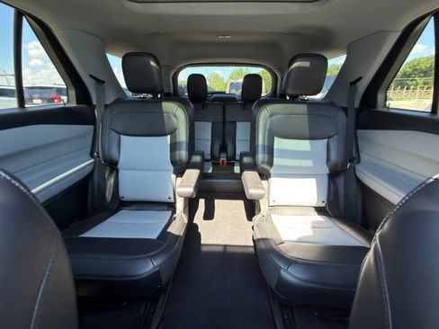 Used 2023 Ford Explorer XLT w/ Equipment Group 202A AWD/4WD image 35