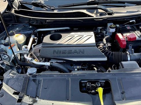 Used 2025 Nissan Rogue SV AWD/4WD image 29