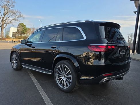 New 2026 Mercedes-Benz GLS 450 4MATIC image 3